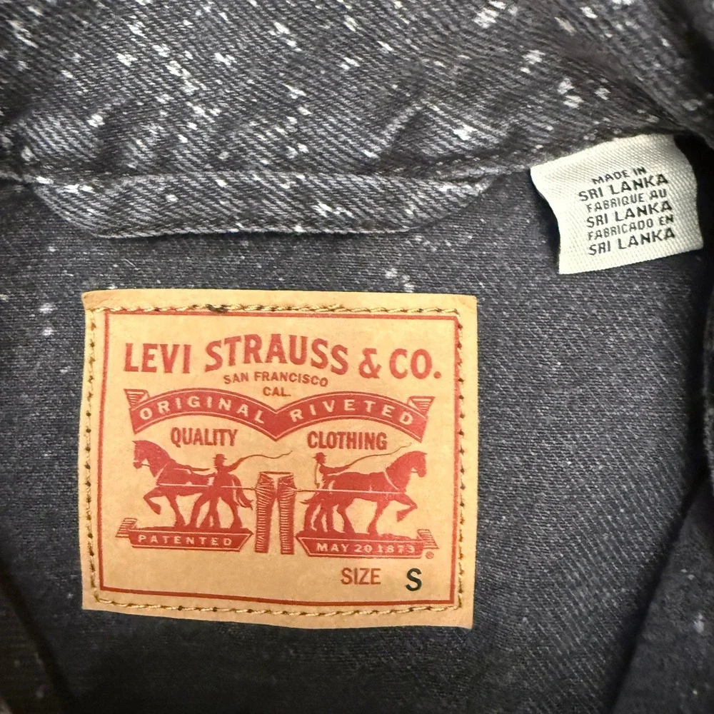 Levi Strauss Co Womens Black Speckled acid wash‎ Denim trucker Jacket Size Small